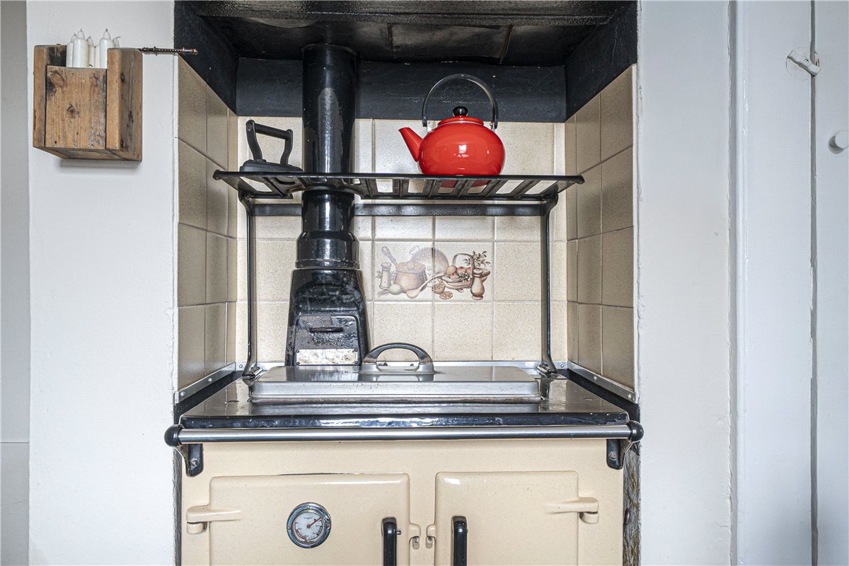 2 bedroom house, Ball Down Cottages, Northwood Park SO21 - Sold STC