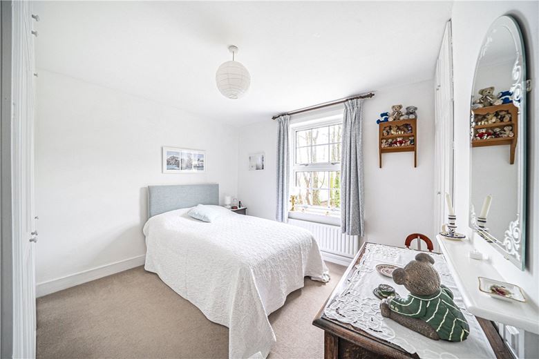 2 bedroom house, Ball Down Cottages, Northwood Park SO21 - Sold STC