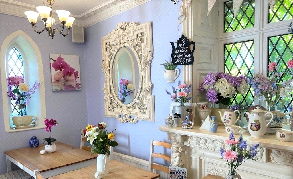 5 bedroom house, Eastcliff Road, Shanklin PO37 - Available