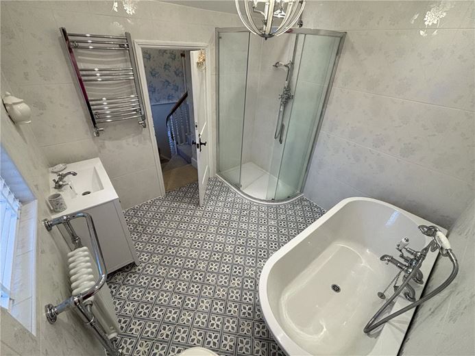 5 bedroom house, Eastcliff Road, Shanklin PO37 - Available