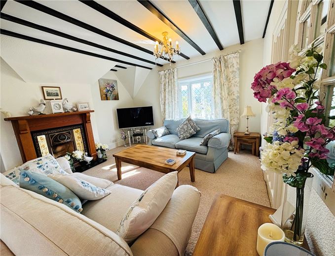 5 bedroom house, Eastcliff Road, Shanklin PO37 - Available