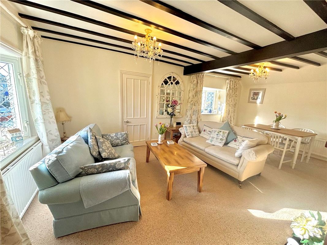 5 bedroom house, Eastcliff Road, Shanklin PO37 - Available