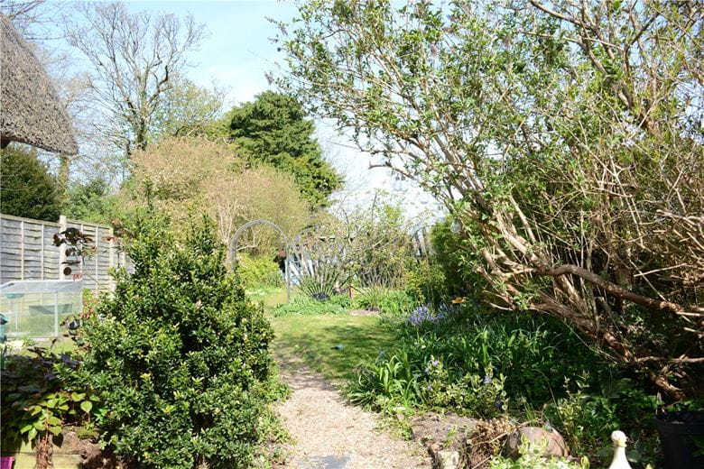 1 bedroom house, Duke Street, Micheldever SO21 - Available