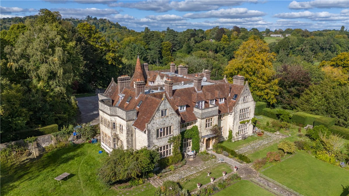 3 bedroom flat, Hawkley, Liss GU33 - Available