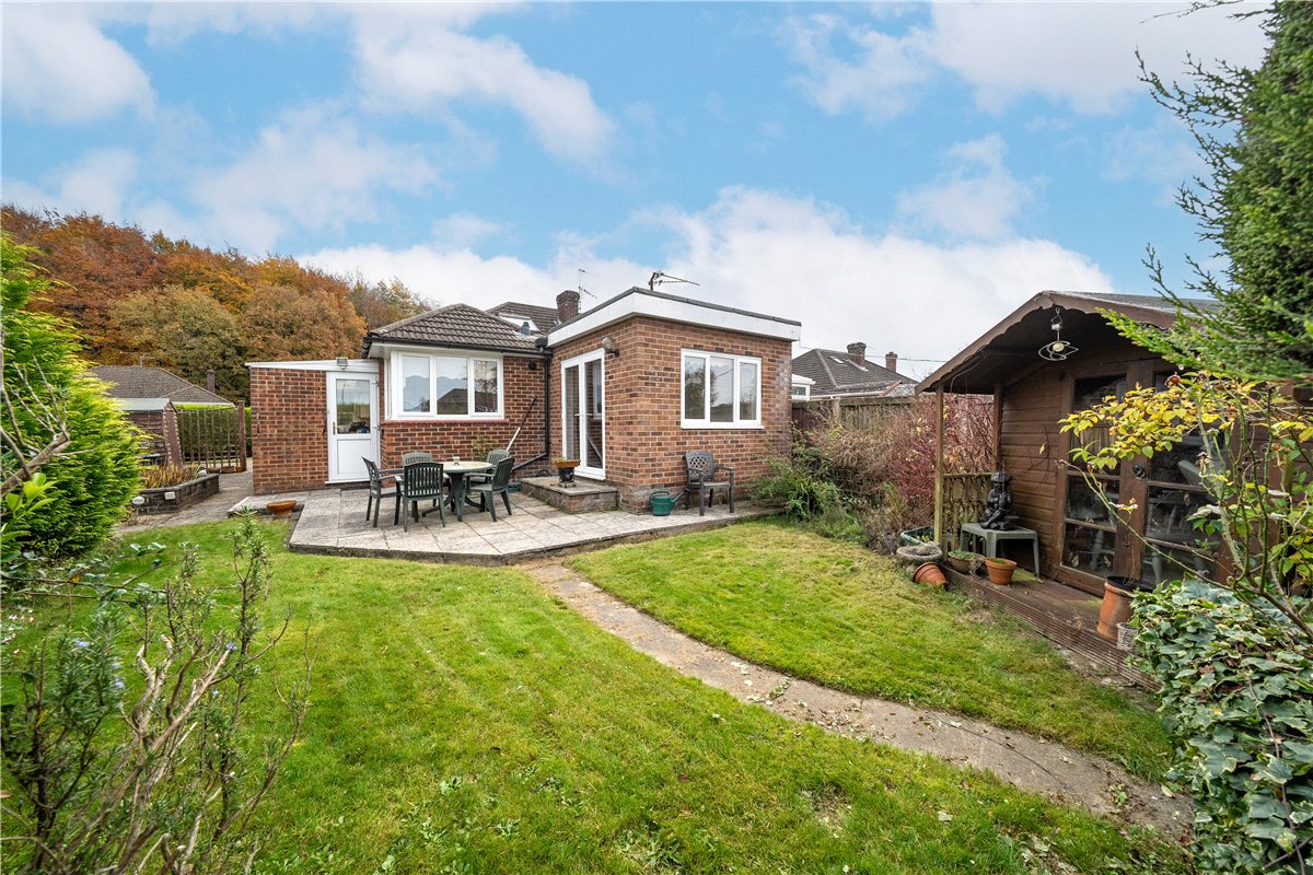 3 bedroom bungalow, Rogers Road, Bishopstoke SO50 - Sold