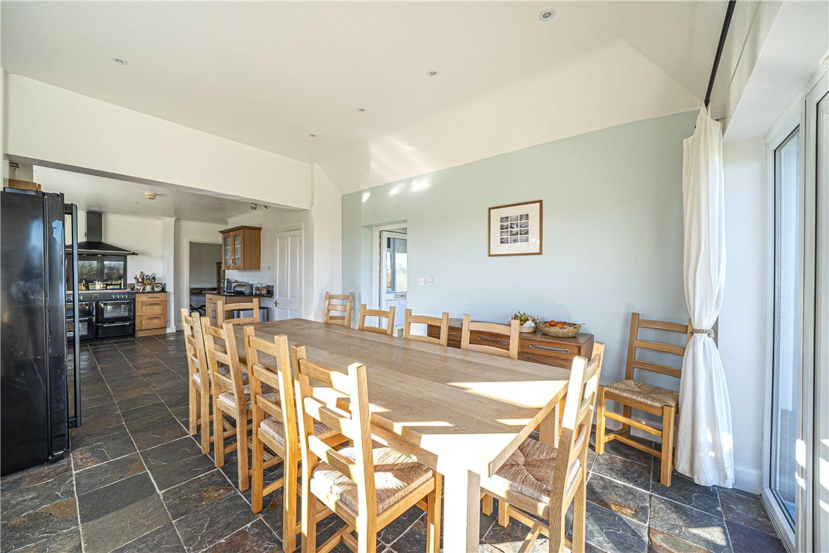 4 bedroom house, Stoke Charity Road, Kings Worthy SO21 - Available