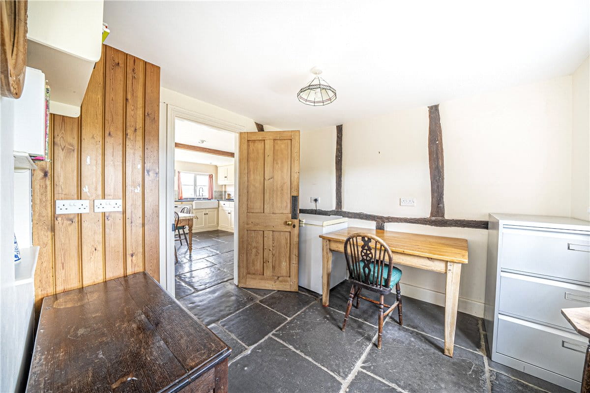 3 bedroom house, West Meon, Petersfield GU32 - Sold