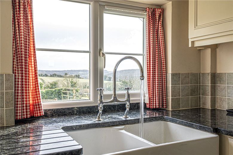 3 bedroom house, West Meon, Petersfield GU32 - Sold