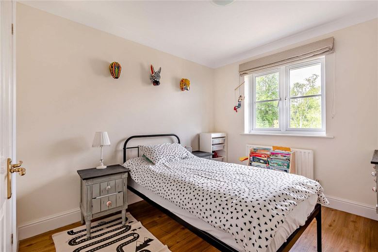 3 bedroom house, Cornes Close, Winchester SO22 - Sold