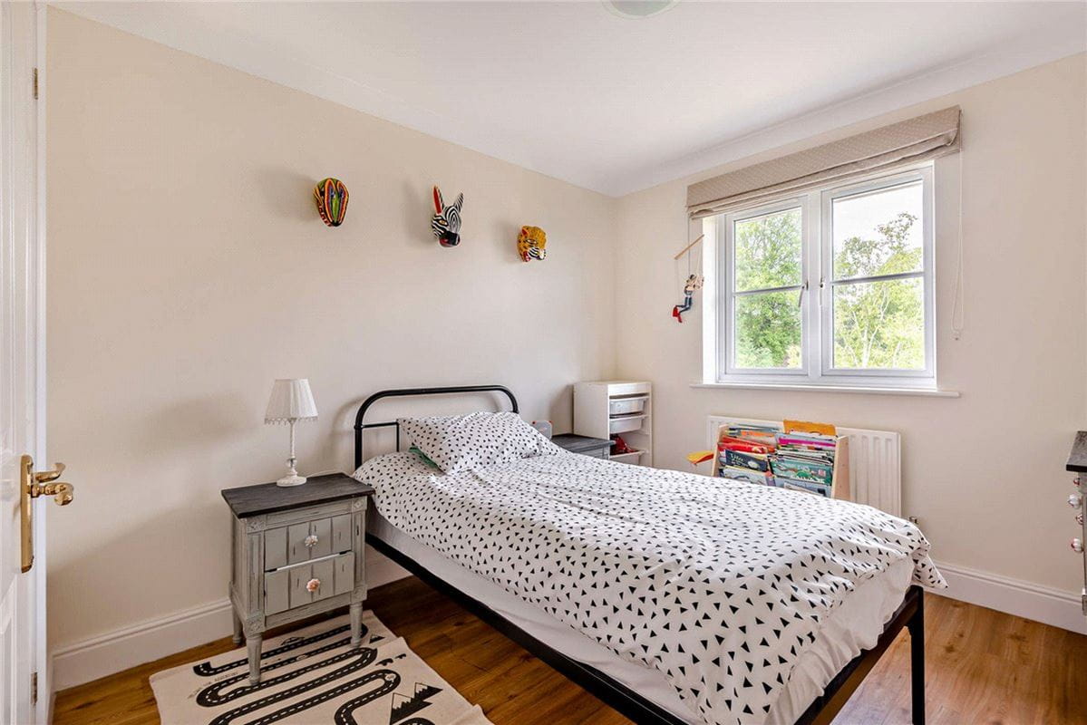 3 bedroom house, Cornes Close, Winchester SO22 - Sold