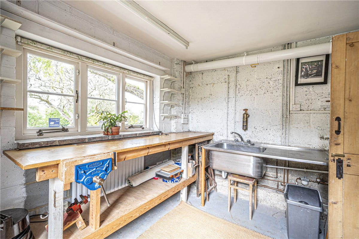 5 bedroom house, Kings Somborne, Stockbridge SO20 - Sold