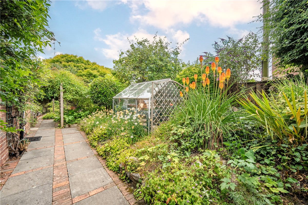 5 bedroom house, Kings Somborne, Stockbridge SO20 - Sold