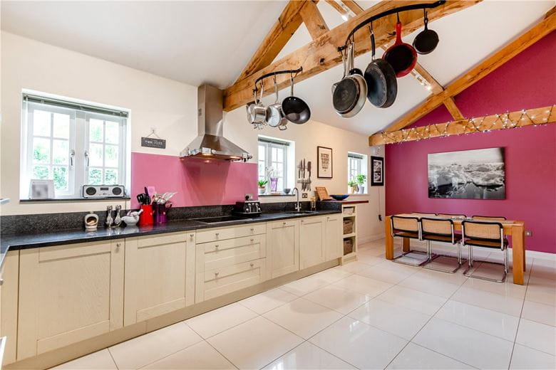 4 bedroom , Hurstbourne Priors, Whitchurch RG28 - Available