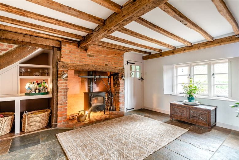 4 bedroom house, Main Road, Owslebury SO21 - Available