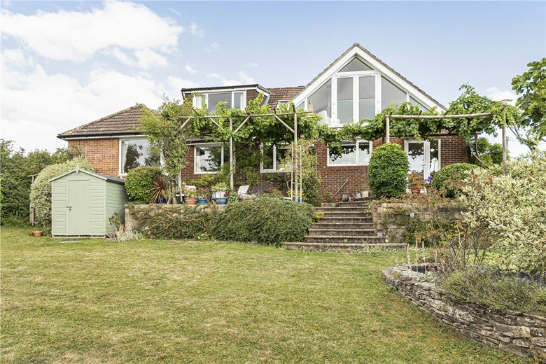 4 bedroom house, Old Kennels Lane, Winchester SO22 - Available