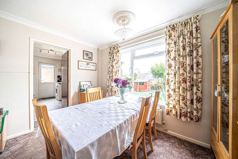 3 bedroom house, Garbett Road, Winchester SO23 - Available