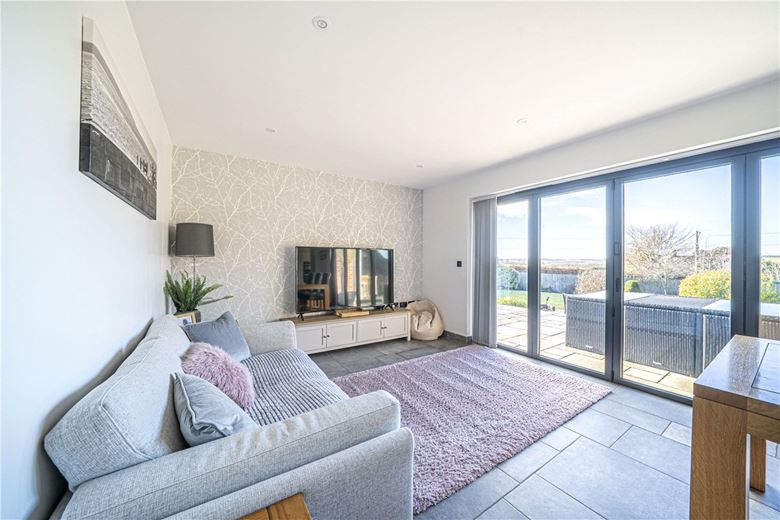 4 bedroom house, Stockbridge Road, Lopcombe SP5 - Available