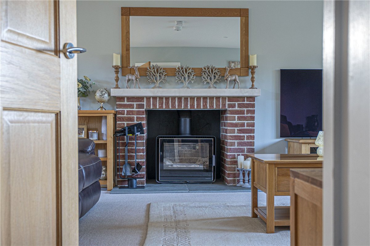 4 bedroom house, Stockbridge Road, Lopcombe SP5 - Available