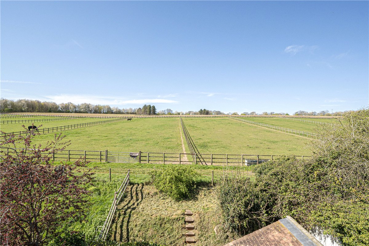 4 bedroom house, Hurstbourne Priors, Whitchurch RG28 - Available