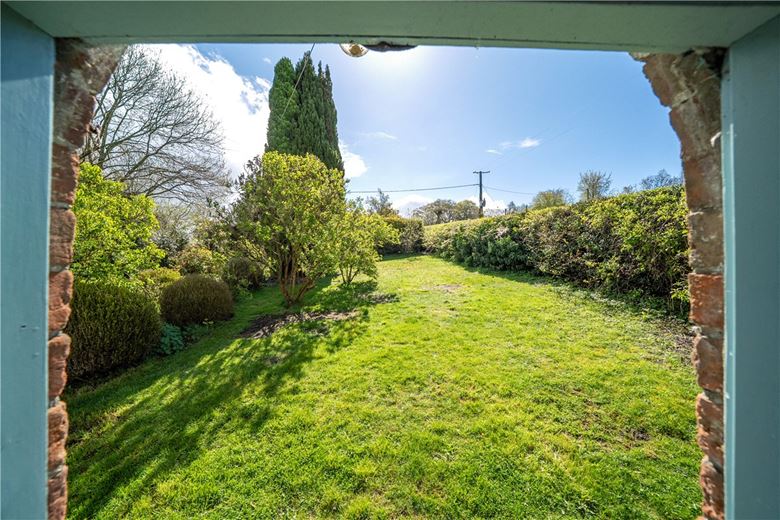 4 bedroom house, Warnford, Southampton SO32 - Available