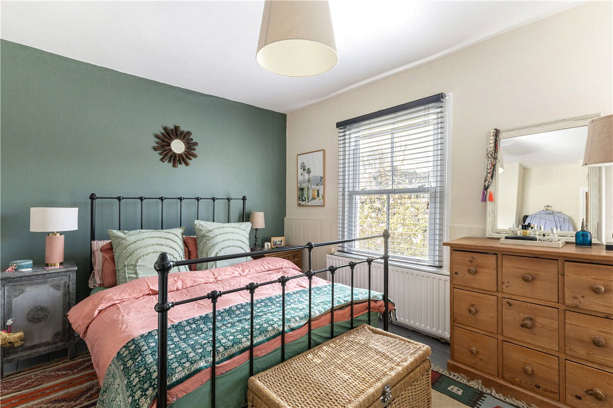 2 bedroom house, The Dean, Alresford SO24 - Available