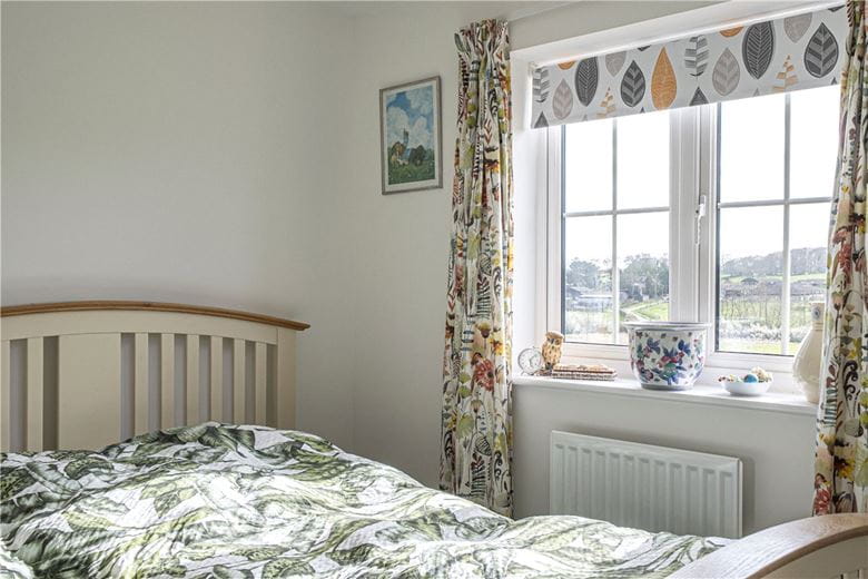 3 bedroom house, Field Close, Bishops Waltham SO32 - Available