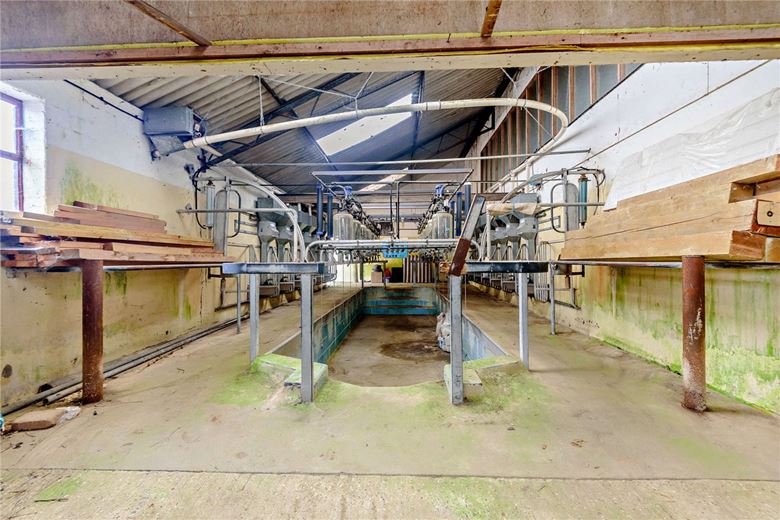 41.8 acres Bungalow, The Ridge, Cold Ash RG18 - Sold