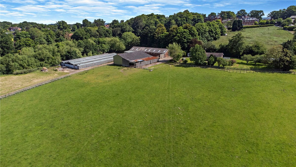 41.8 acres Bungalow, The Ridge, Cold Ash RG18 - Sold