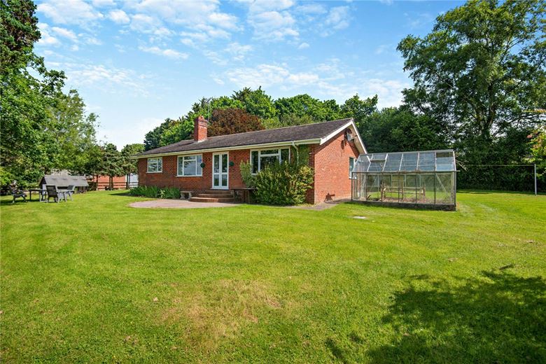 41.8 acres Bungalow, The Ridge, Cold Ash RG18 - Sold