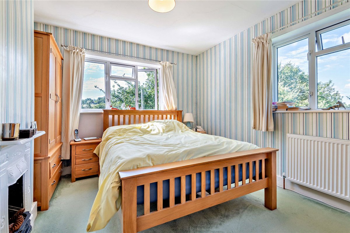 38.2 acres House, Briff Lane, Bucklebury RG7 - Sold STC