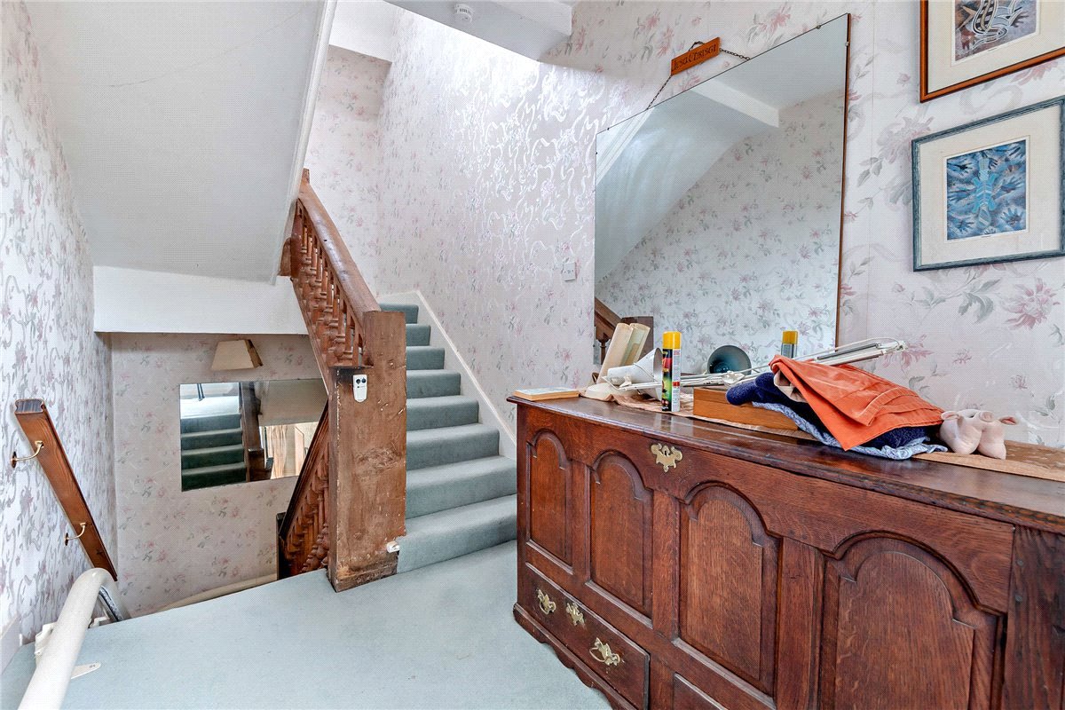 100 acres House, Leckhampstead, Newbury RG20 - Sold STC