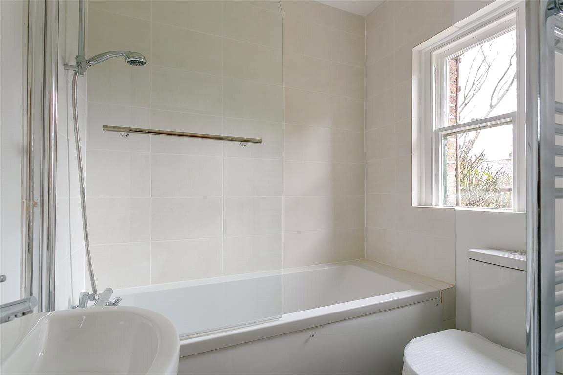 2 bedroom house, Downshire Terrace, Street Lane RH17 - Available