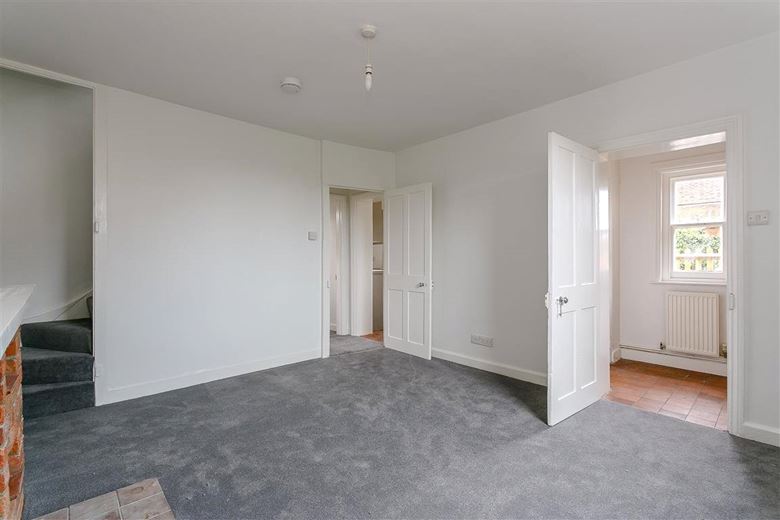 2 bedroom house, Downshire Terrace, Street Lane RH17 - Available