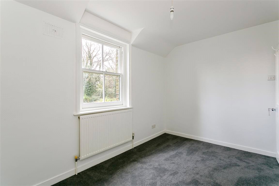 2 bedroom house, Downshire Terrace, Street Lane RH17 - Available