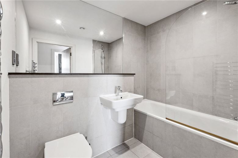 2 bedroom flat, Cornell Square, Nine Elms SW8 - Sold STC