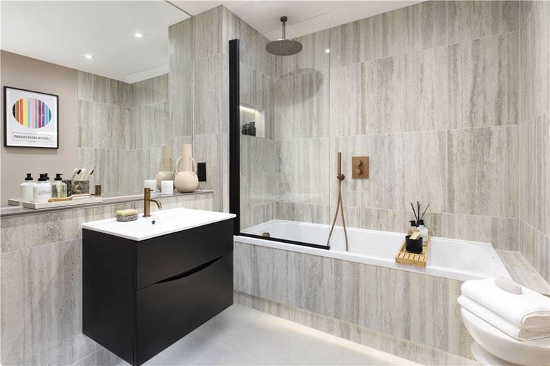 1 bedroom flat, London Square Wandsworth Common, Springfield Drive SW17 - Available