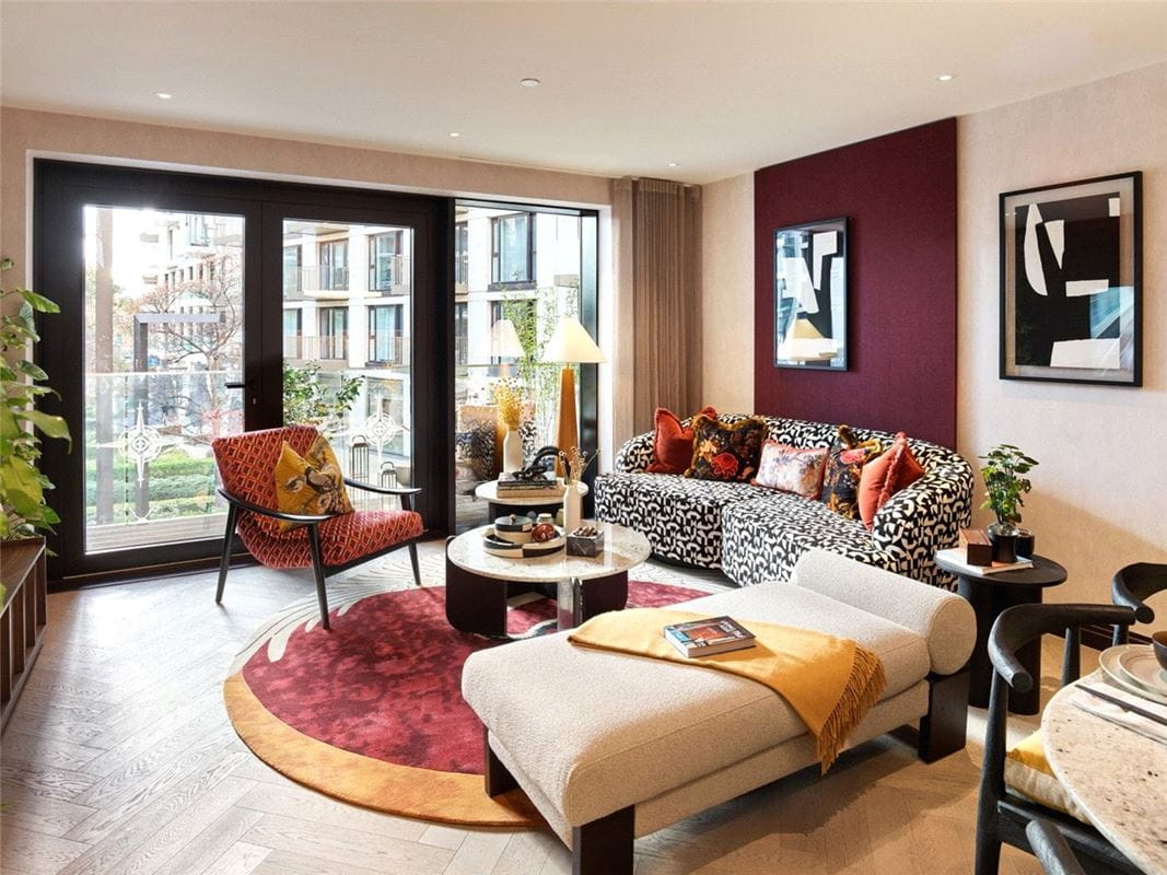 1 bedroom flat, London Dock, 9 Arrival Square E1W - Available