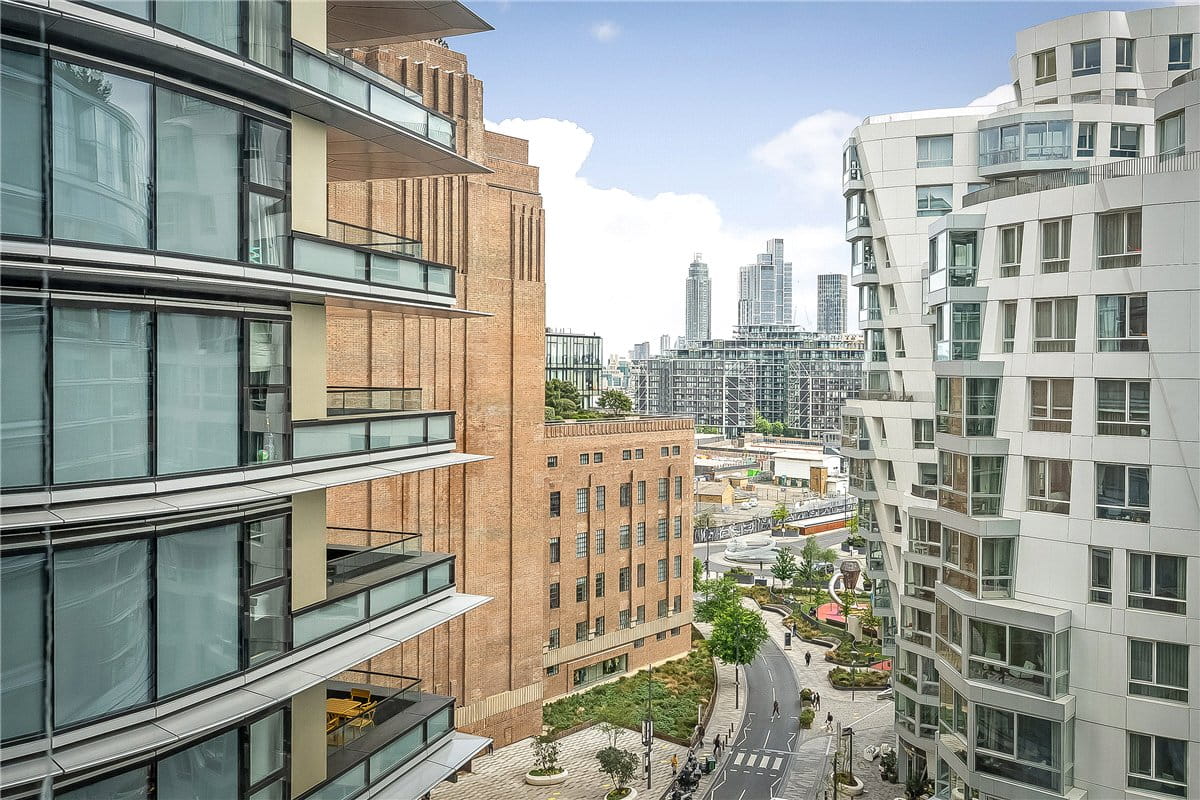 3 bedroom flat, Beechmore House, Electric Boulevard, Battersea Power Station SW11 - Available