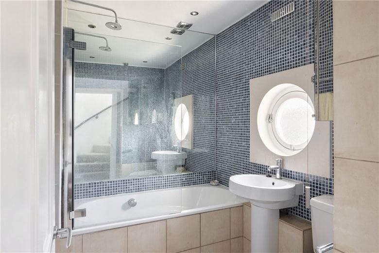 2 bedroom house, Wiseton Road, Wandsworth SW17 - Available