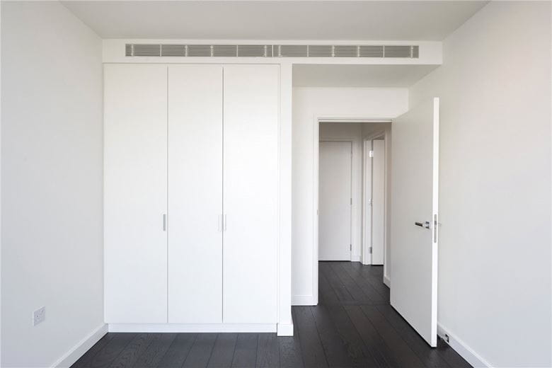 2 bedroom flat, DAMAC Tower, Nine Elms SW8 - Available