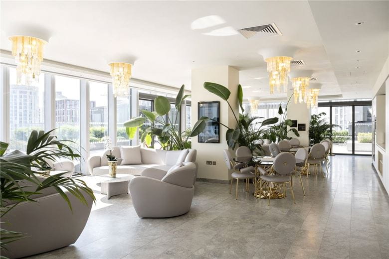 2 bedroom flat, DAMAC Tower, Nine Elms SW8 - Available