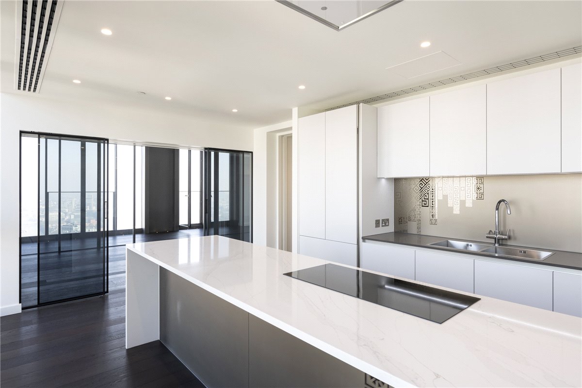 5 bedroom flat, DAMAC Tower, Nine Elms SW8 - Available