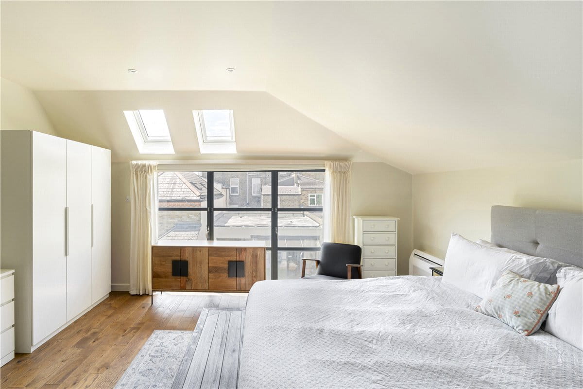 5 bedroom house, Wiseton Road, London SW17 - Available