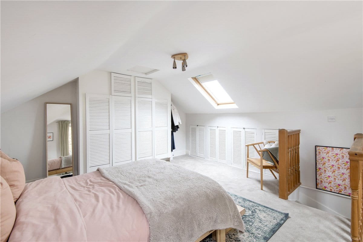 2 bedroom flat, Althorp Road, Wandsworth Common SW17 - Sold