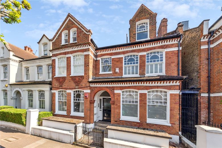 1 bedroom flat, Dalebury Road, London SW17 - Available