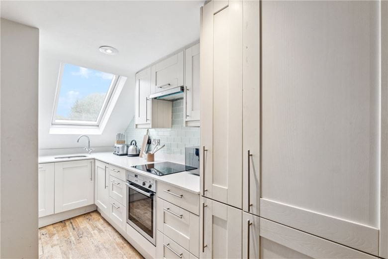 2 bedroom flat, Geraldine Road, London SW18 - Sold