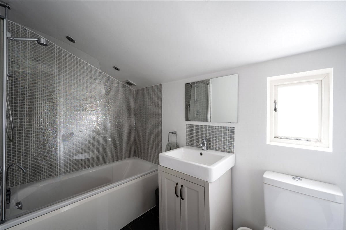 4 bedroom house, Beechcroft Road, London SW17 - Sold