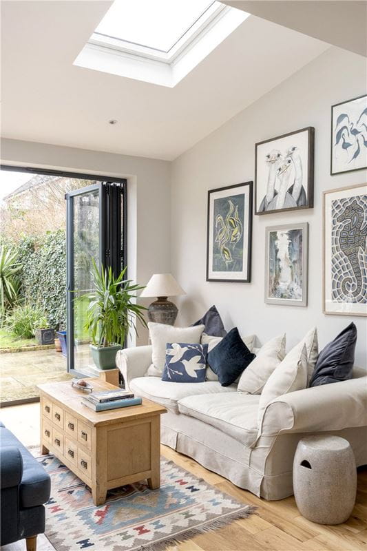 5 bedroom house, Magdalen Road, London SW18 - Available