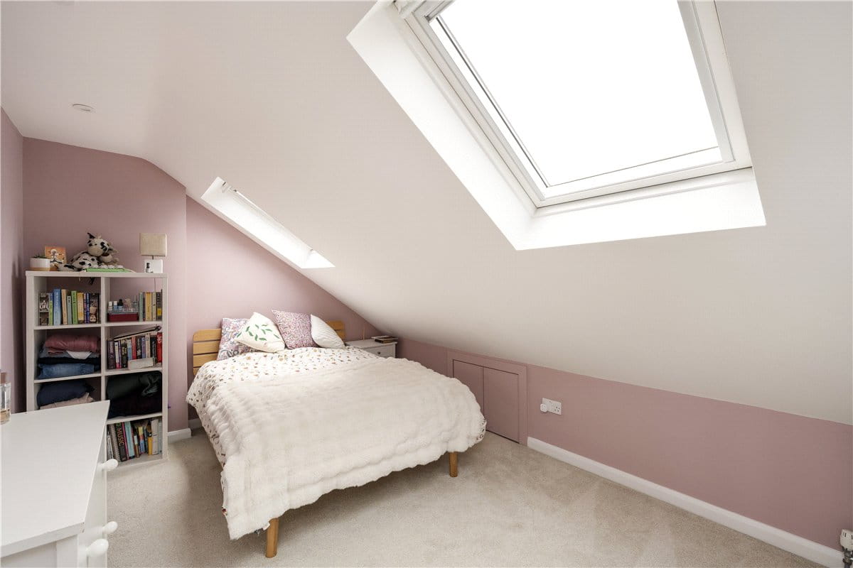 5 bedroom house, Magdalen Road, London SW18 - Available