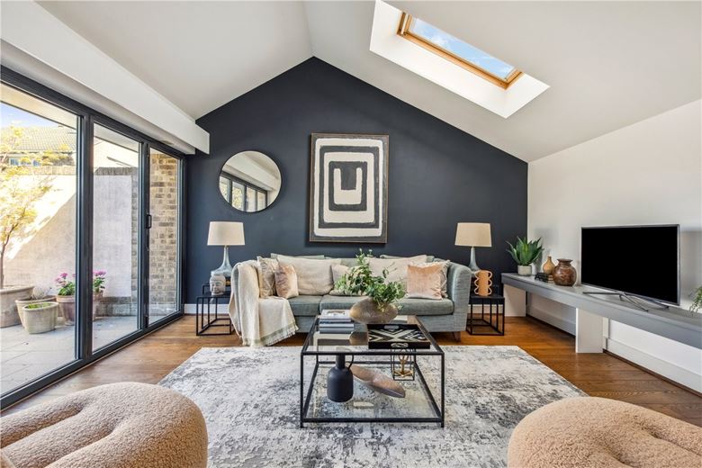 1 bedroom house, St. Anthony's Close, College Gardens SW17 - Sold STC